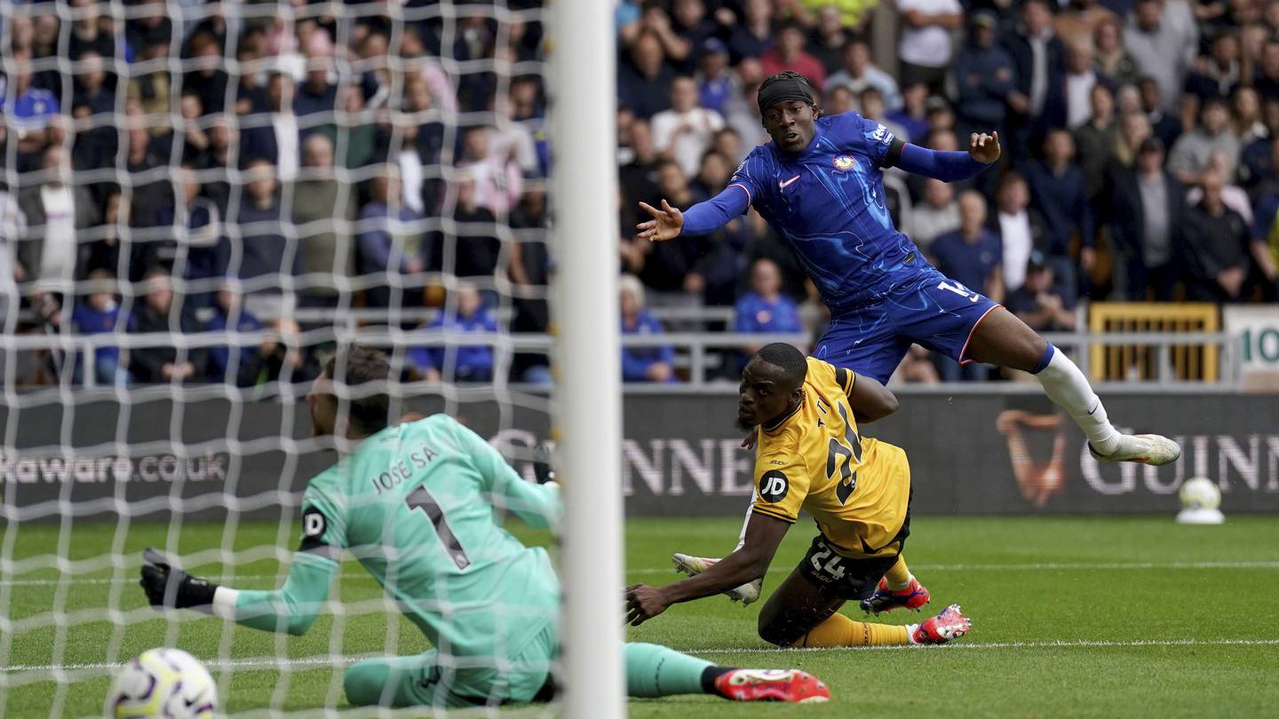 Madueke nets hat trick for Chelsea after boos over Instagram post and Slot gets win in Anfield debut  WSOC TV [Video]