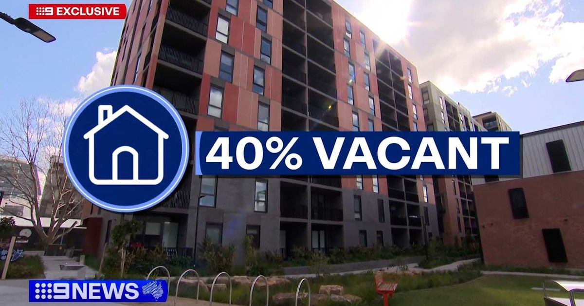 Social housing sitting empty despite sky-rocketing waiting lists across Melbourne [Video]