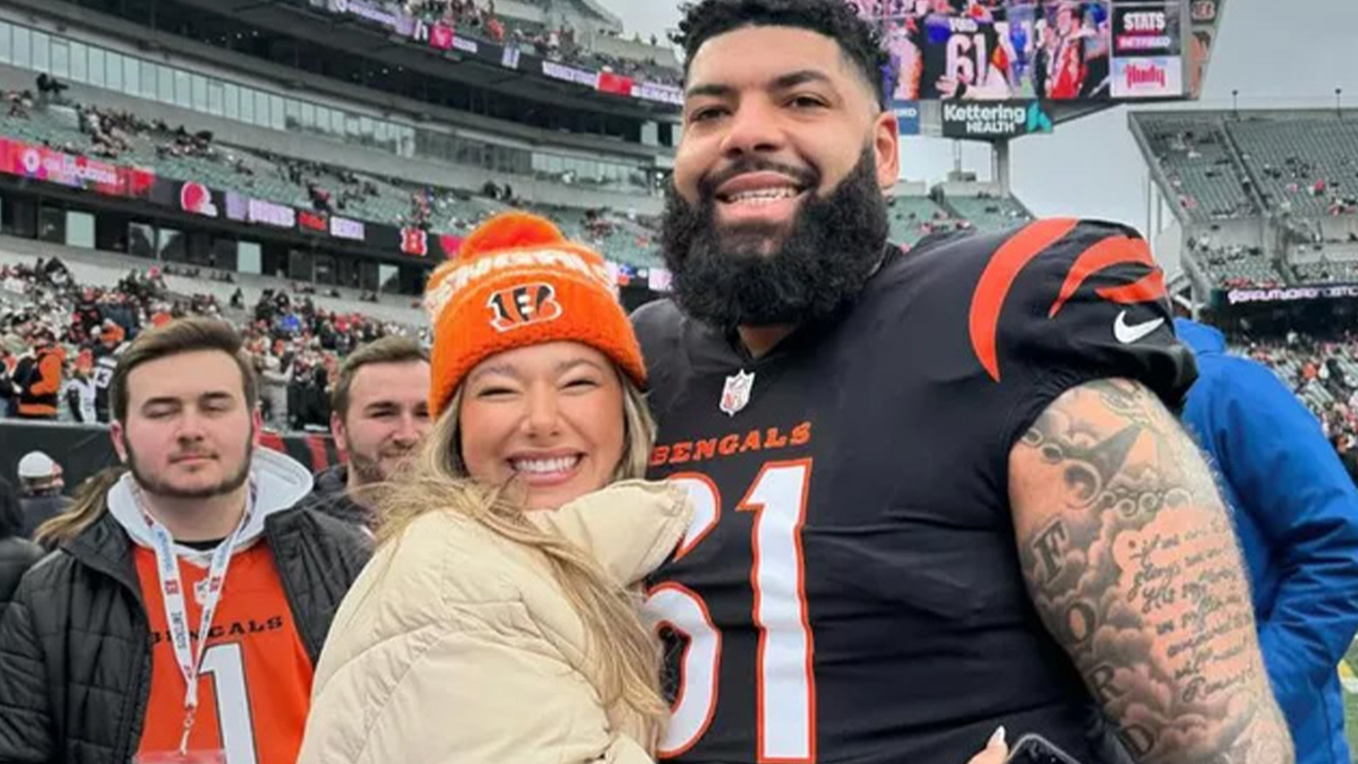 NFL star Cody Ford’s breakup with ex-fiancee Tianna Robillard takes bitter twist as she calls out his new girlfriend [Video]