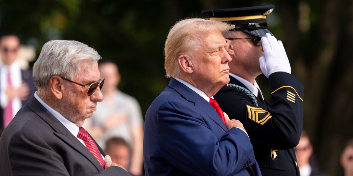 Person physically blocked Trump campaign from Arlington National Cemetery, according to report [Video]