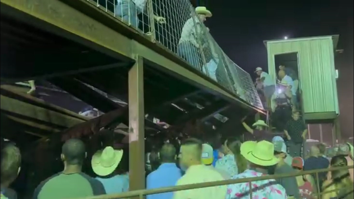 Bleachers collapse at Texas county fair [Video]