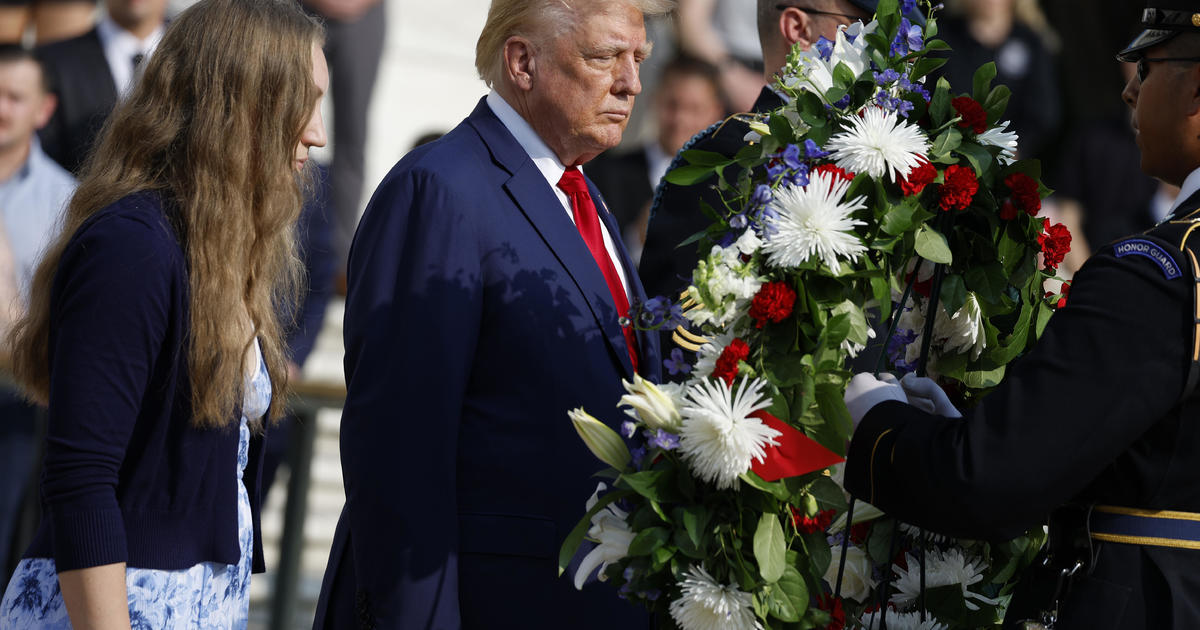 Several Gold Star families defend Trump’s Arlington Cemetery visit, criticize Harris for her response [Video]