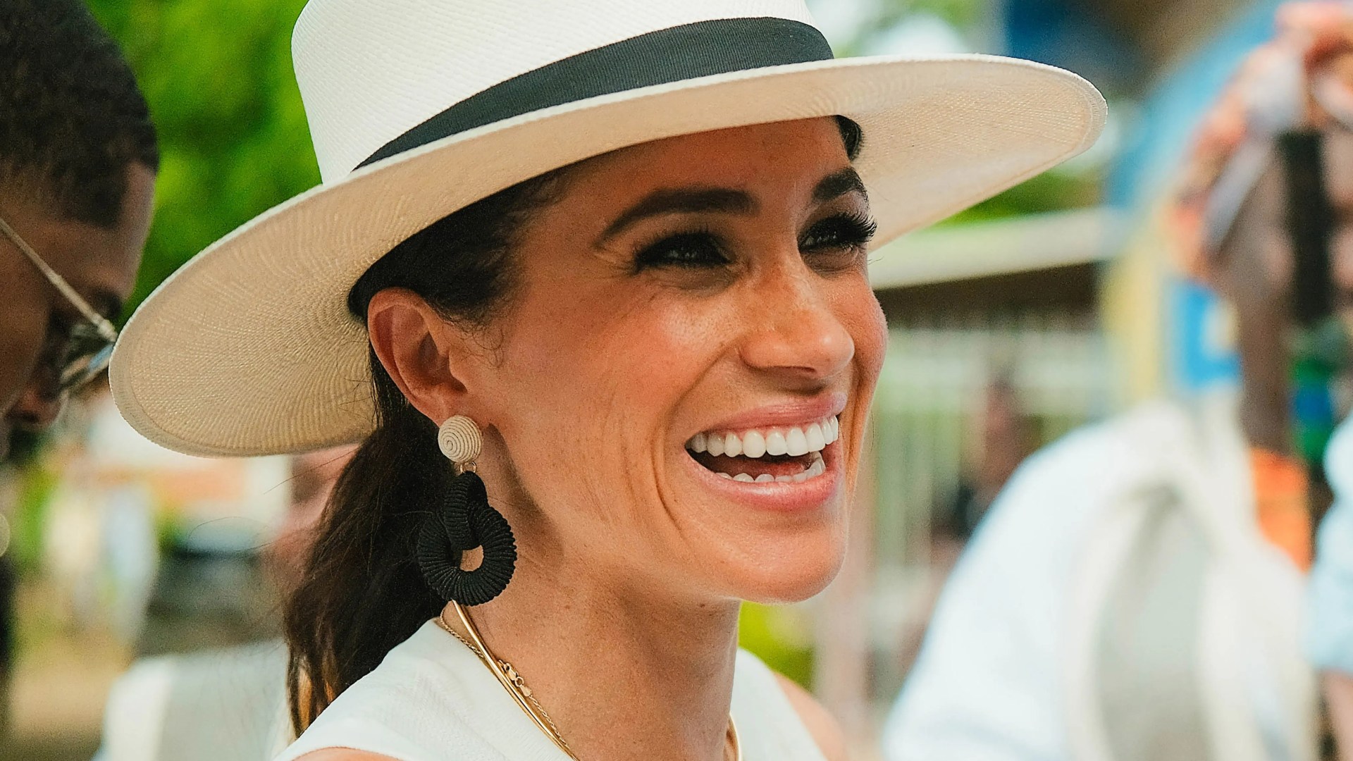 I know why Meghan Markle has scaled back Royal Family attacks & its calculated – her brand is everything, expert says [Video]