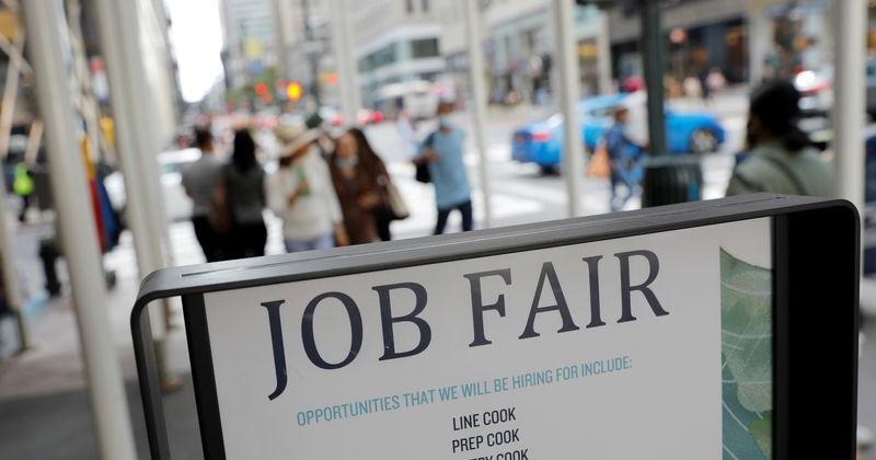 US labor market stays afloat as unemployment rate falls to 4.2% | U.S. & World [Video]