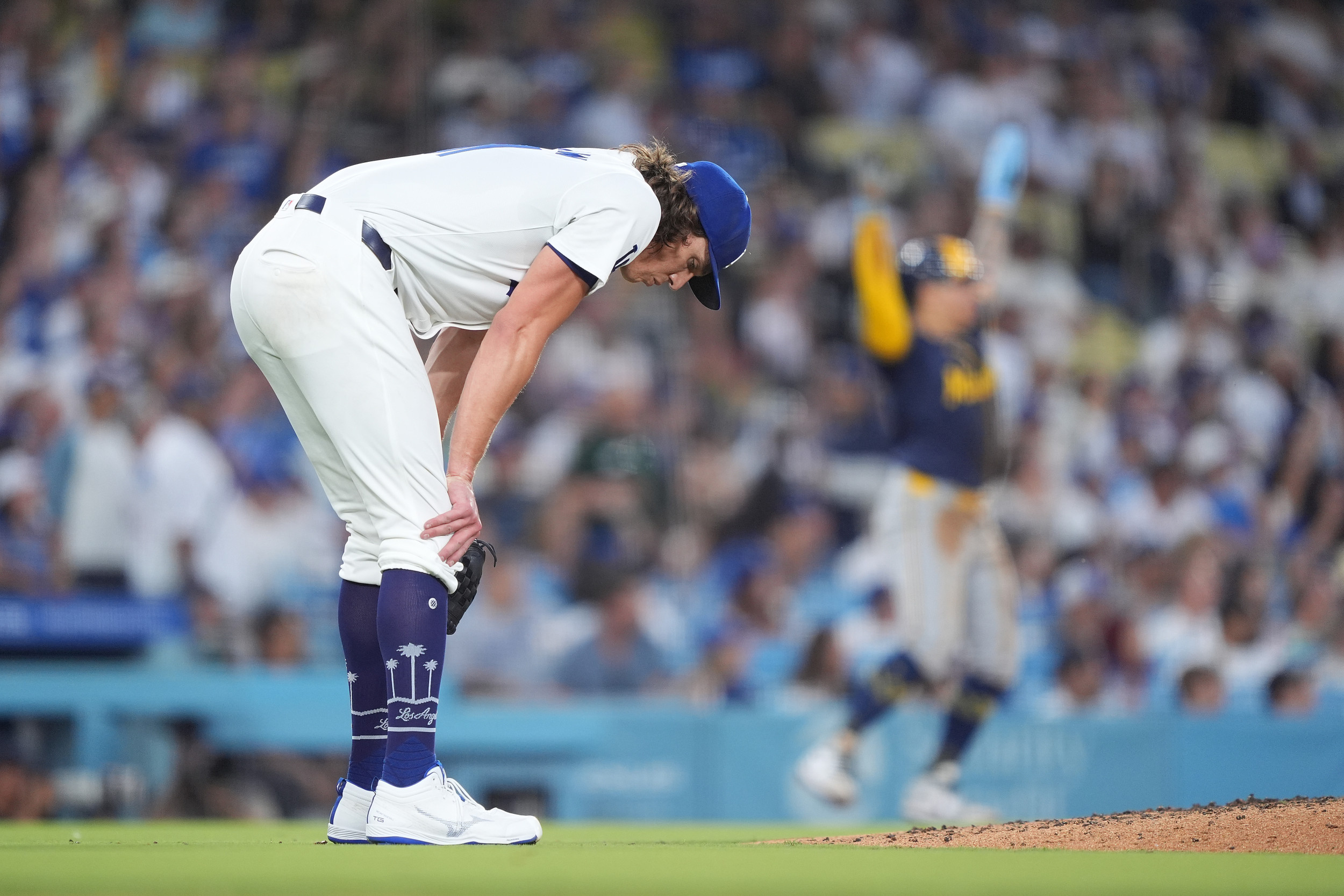 Dodgers Star Pitcher ‘Highly Unlikely’ to Return This Season Amid Mounting Injuries [Video]