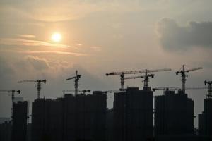 China megacities ease homebuying rules to boost property market [Video]