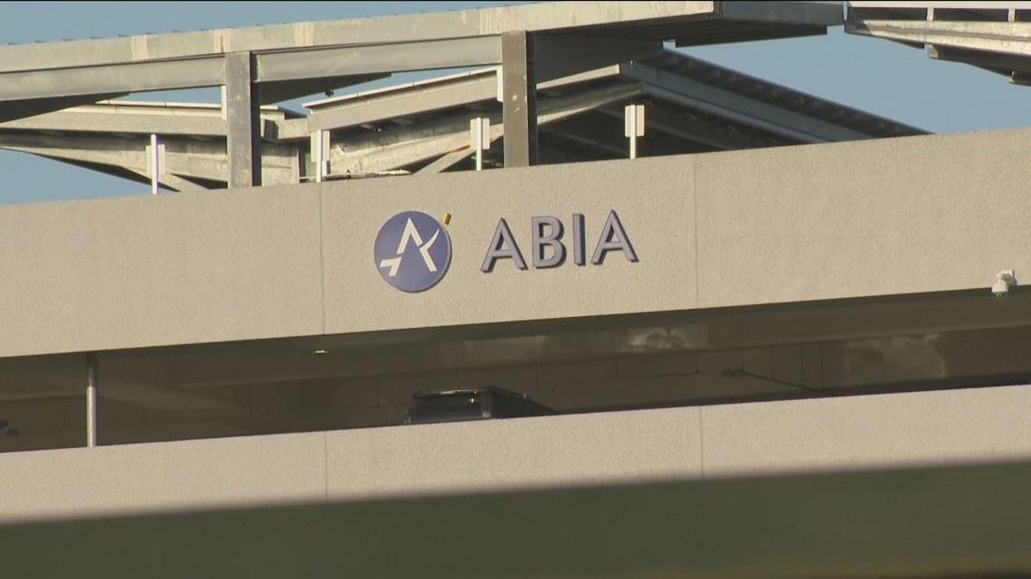 All-clear issued after suspicious item found at Austin Airport [Video]