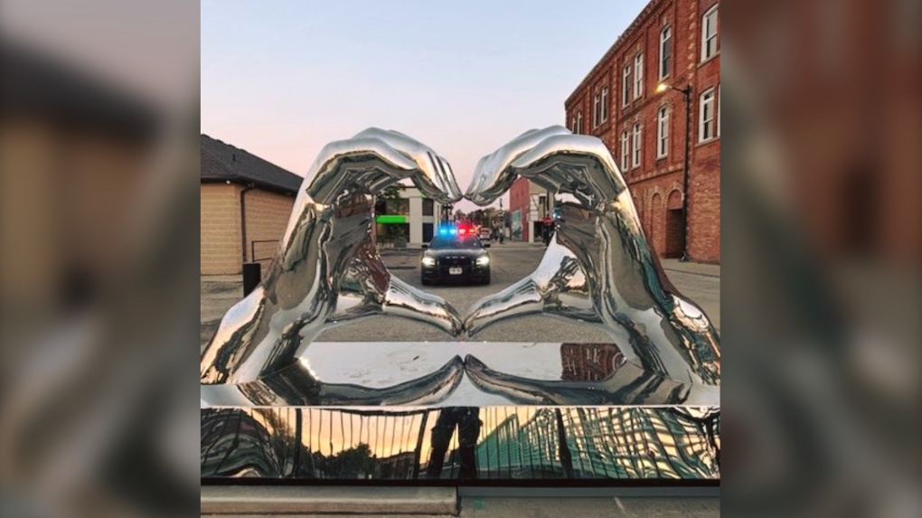 Wallaceburg’s new photo op sculpture [Video]