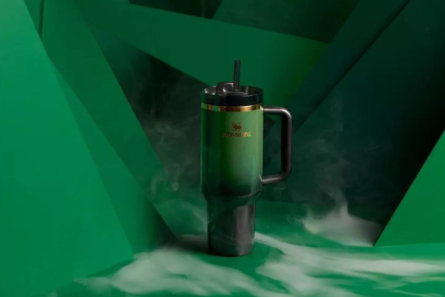 New Stanley Tumblers Dropped in Collaboration With the Wicked Movie [Video]