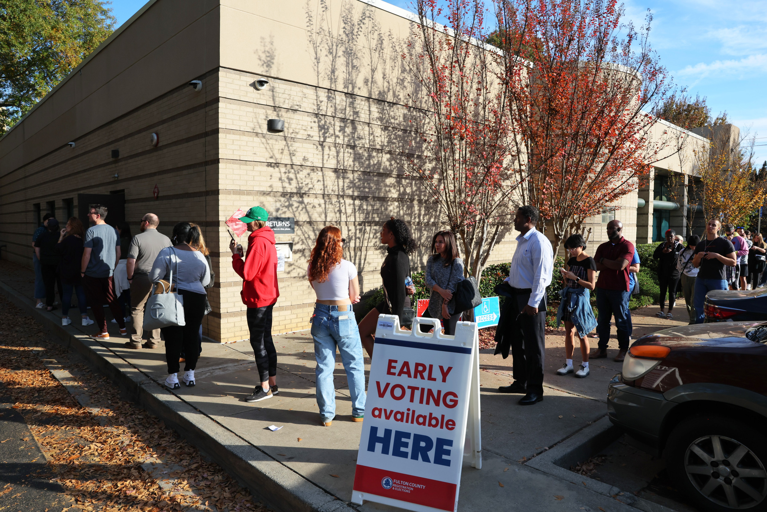 More Than 1M Early Votes Cast in Georgia, Setting Record [Video]