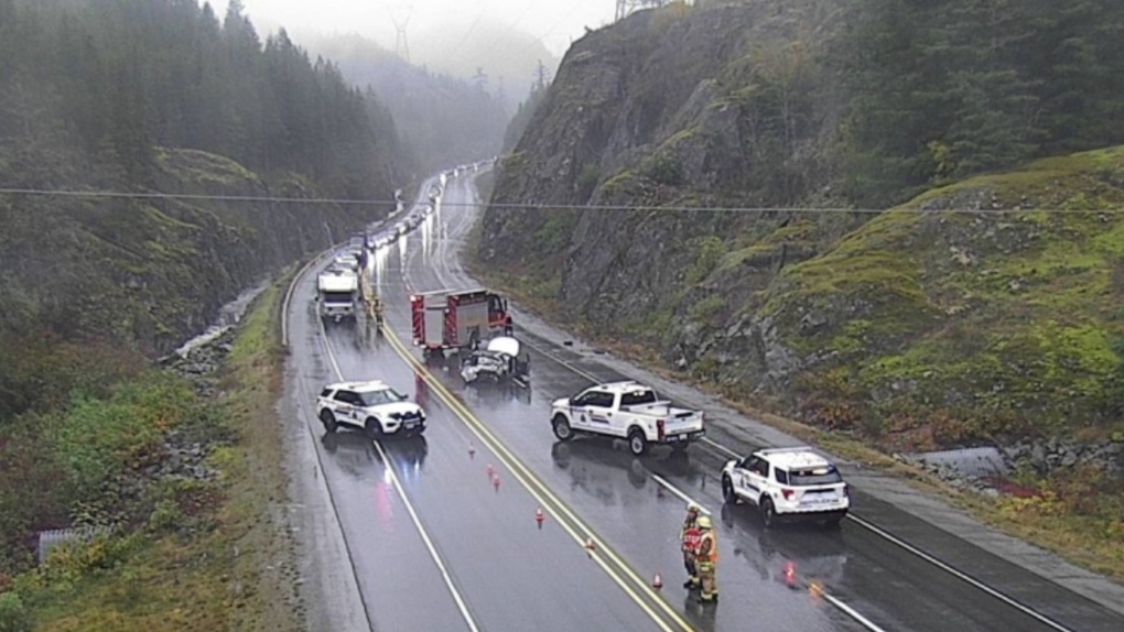 Crash closes Sea to Sky Highway north of Squamish [Video]