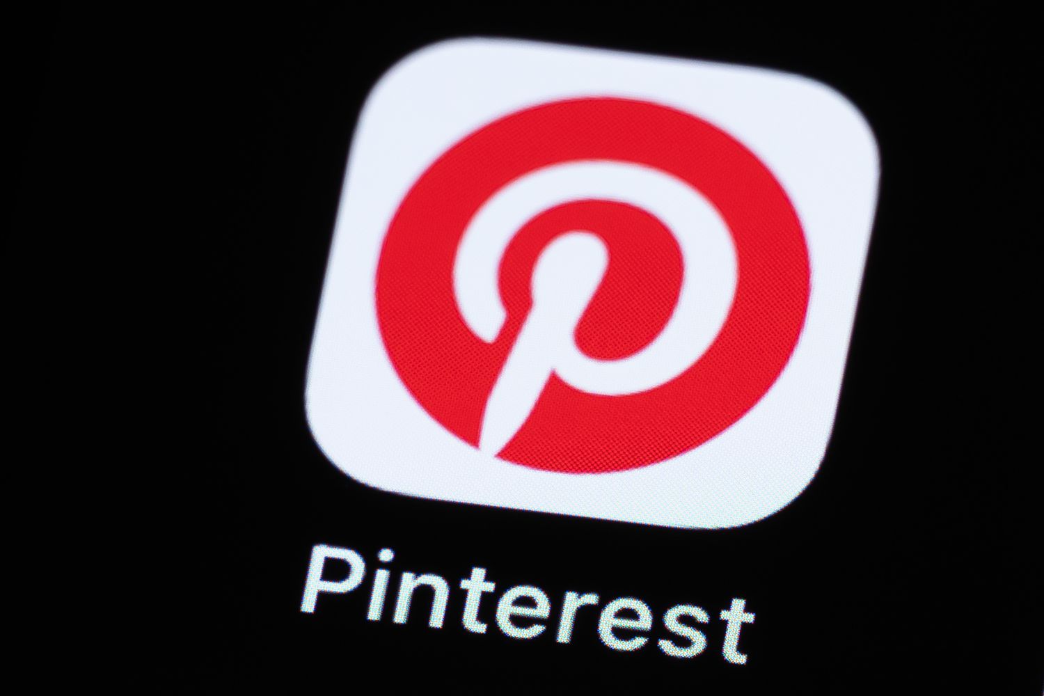 Pinterest Stock Slips as Q3 Profits Fall Short [Video]