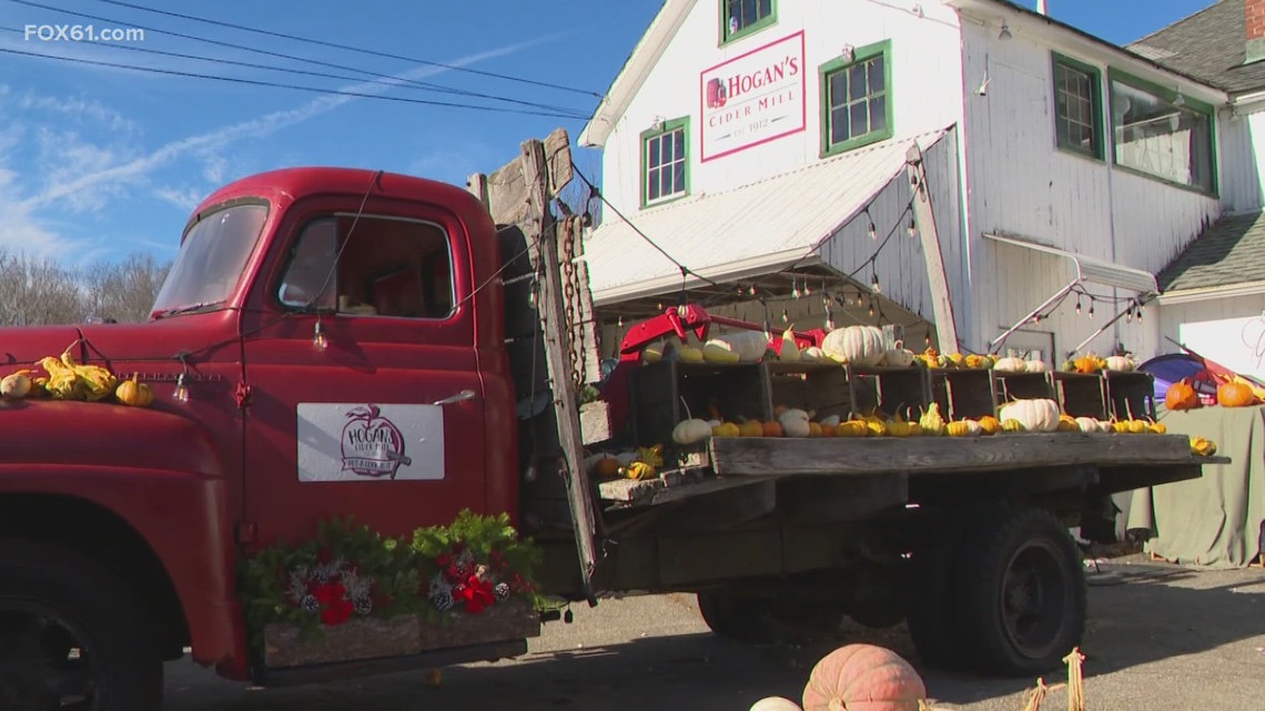 Holiday season fun at viral Hogan’s Cider Mill in Connecticut [Video]