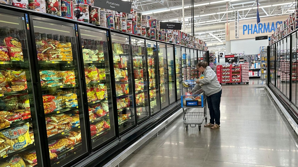 Walmart report: Upper-income households fuel growth [Video]