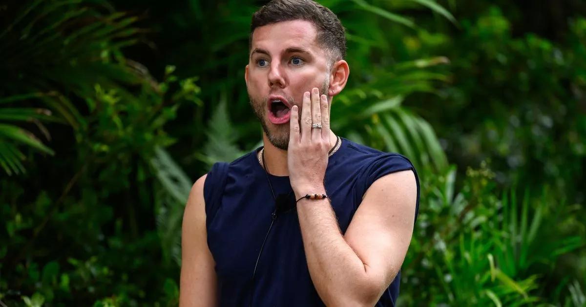 ITV I’m A Celeb fans spot ‘unimpressed’ star’s brutal reaction to Dean McCullough [Video]