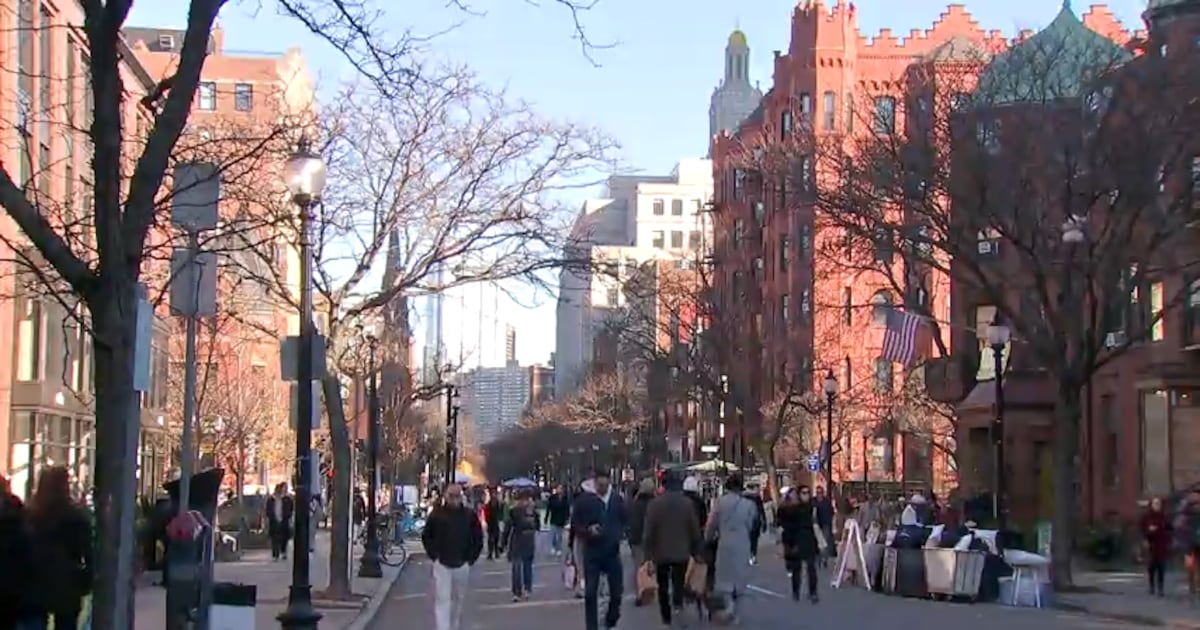 Open Newbury returns, expands the streets for a Holiday stroll  Boston 25 News [Video]