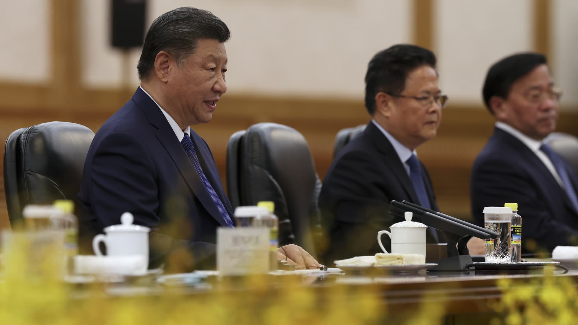 China stresses plans to boost growth at top agenda-setting meeting [Video]