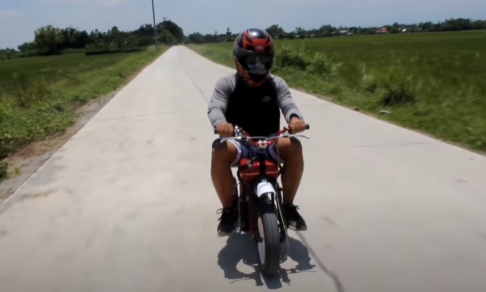 Here’s How to Turn a Scrap Scooter into a New Minibike [Video]