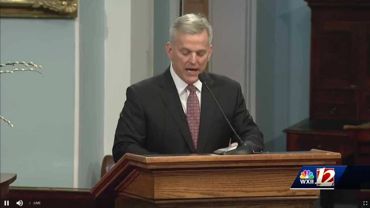 Josh Stein sworn in as North Carolinas new governor [Video]