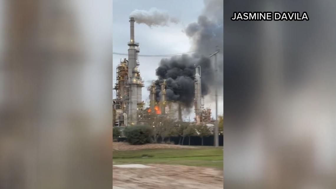 Large flames, black smoke at Valero Refinery concerns many Wednesday evening [Video]