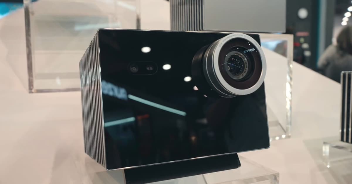 Interchangeable lenses come to flagship tri-laser projector [Video]