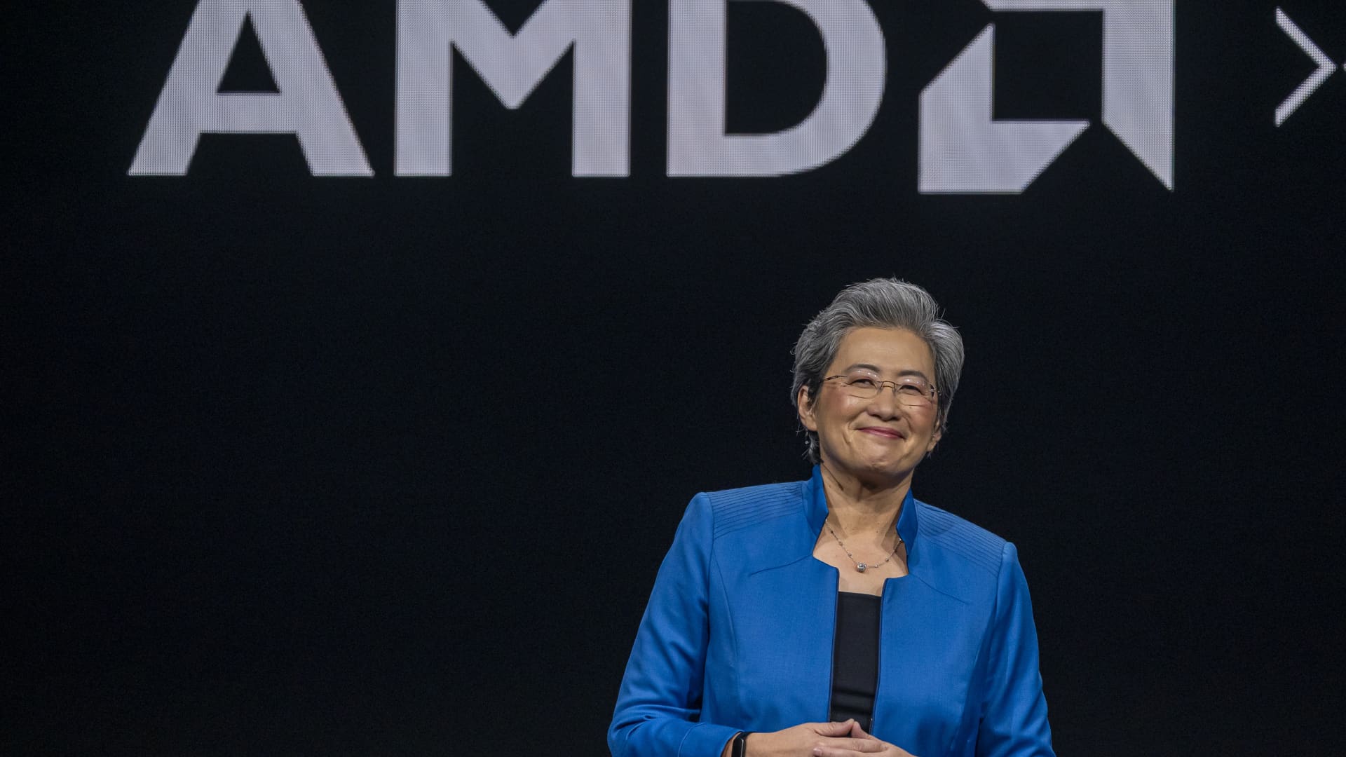 Goldman Sachs downgrades Advanced Micro Devices [Video]