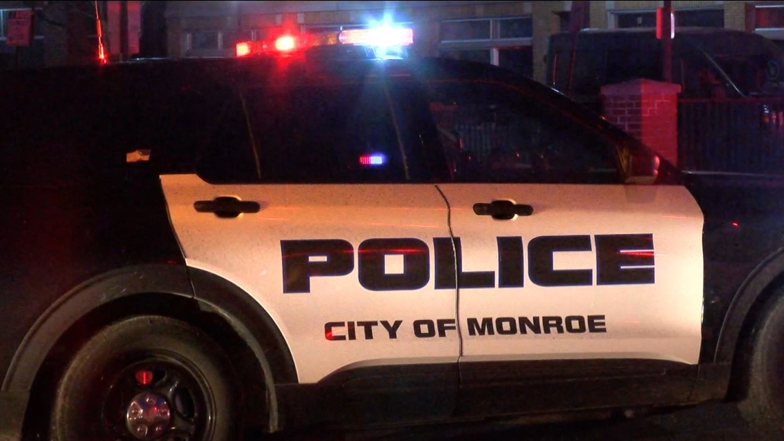 Police: Woman arrested for child abuse in Monroe after pushing son through door [Video]