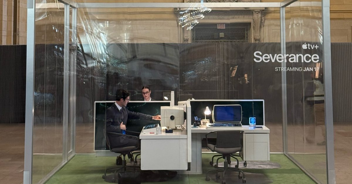 Apple has Lumon employees working inside Severance cube at Grand Central Terminal [Video]