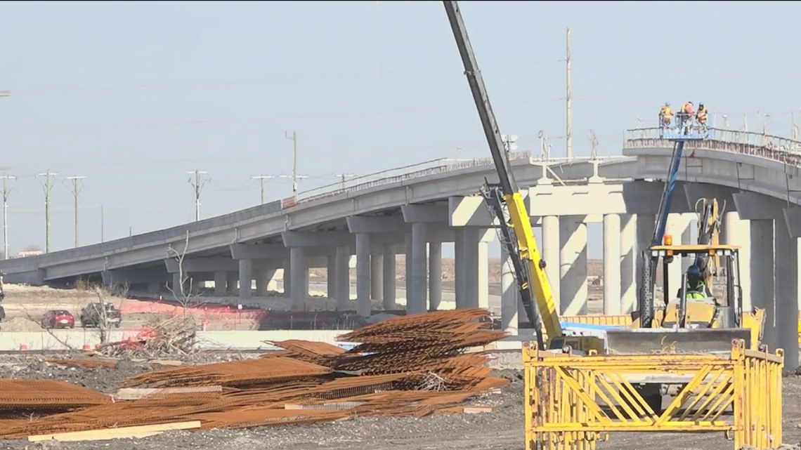 As more towns boom near Austin, Hutto prepares for impact of new East Wilco Hwy [Video]