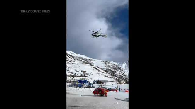 Ski lift accident leaves 30 injured at Spanish resort in Pyrenees [Video]